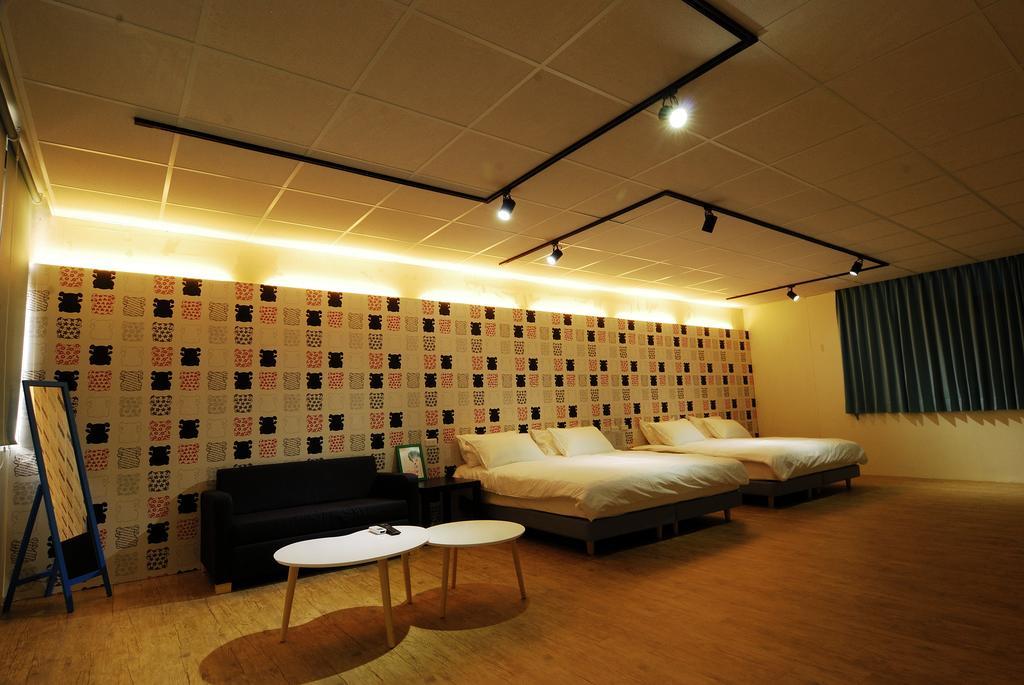 Sleep In Guest House Hualien City Exterior photo